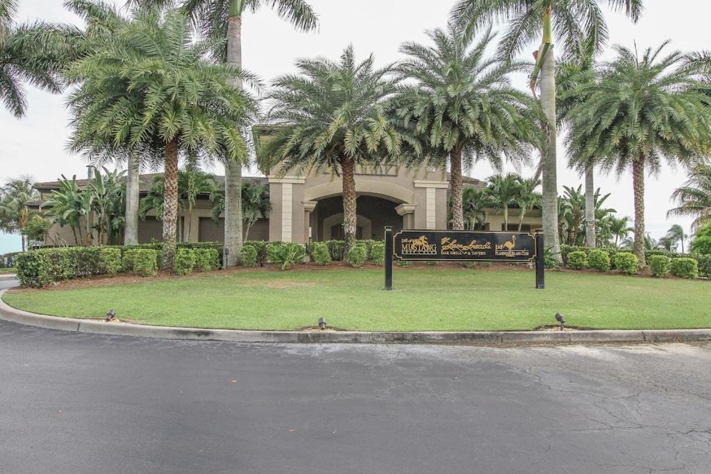 Free Golf! Stay, Play, Work From Luxury 2Bdr Plus Den 1St Floor Villa In Lely Golf Resort North North Naples Екстериор снимка